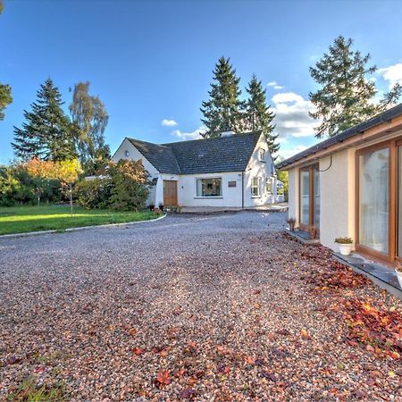 Charming 1-Bed Cottage In Inverness Kültér fotó