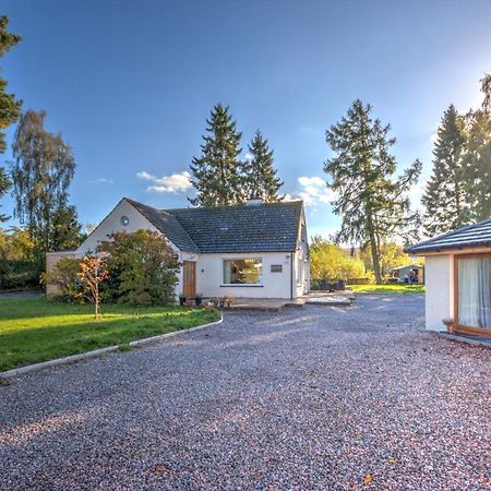 Charming 1-Bed Cottage In Inverness Kültér fotó