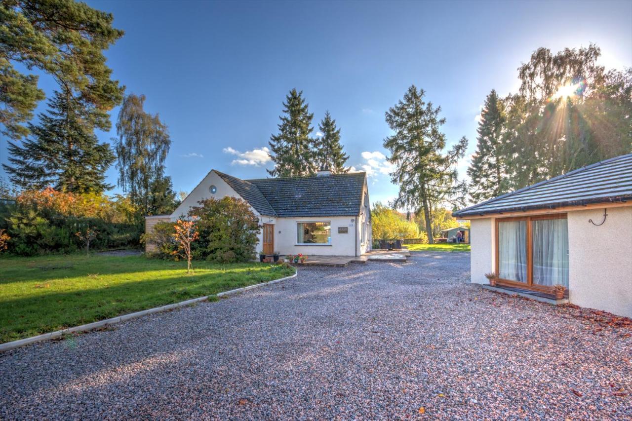 Charming 1-Bed Cottage In Inverness Kültér fotó
